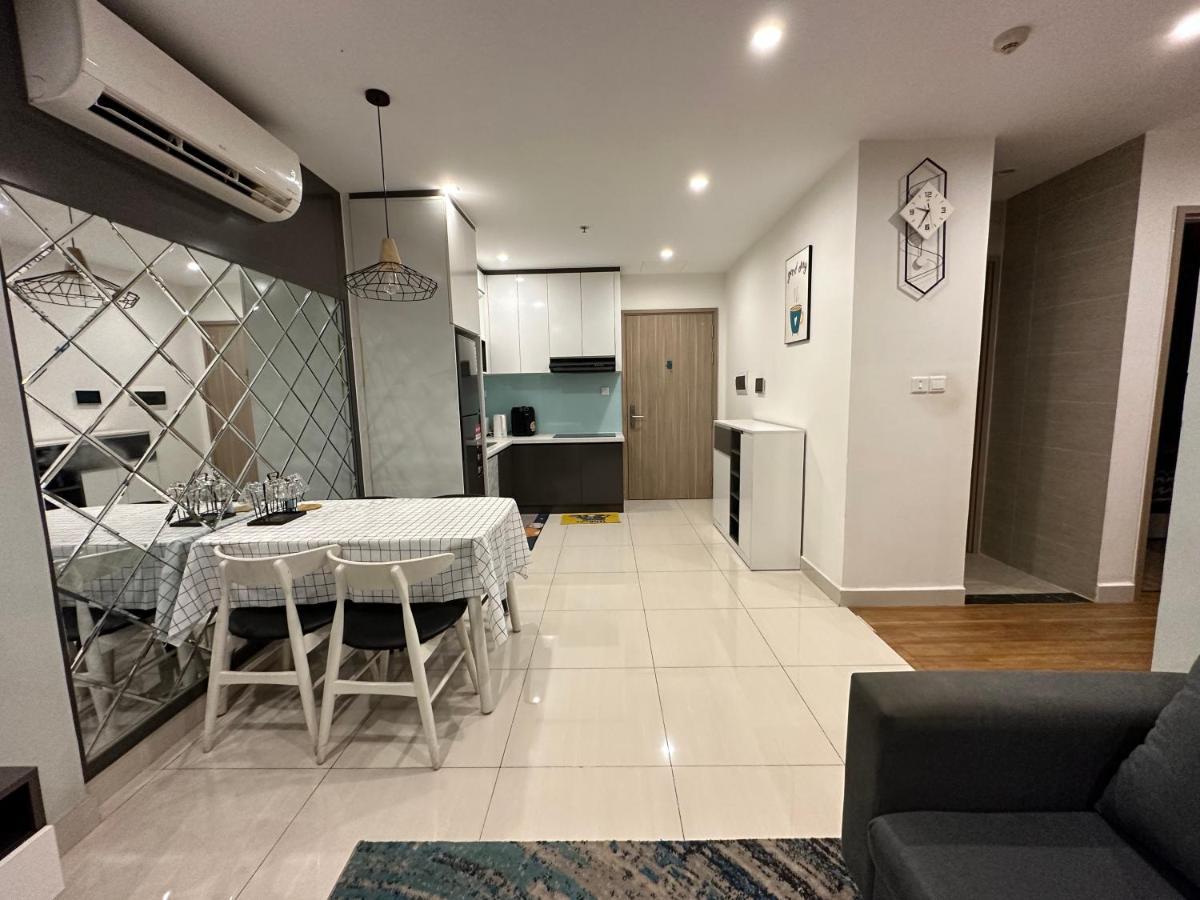 Can Ho 2Pn Day Du Tien Nghi-Vinhomes Grand Park Quan 9 Go Cong Exterior foto